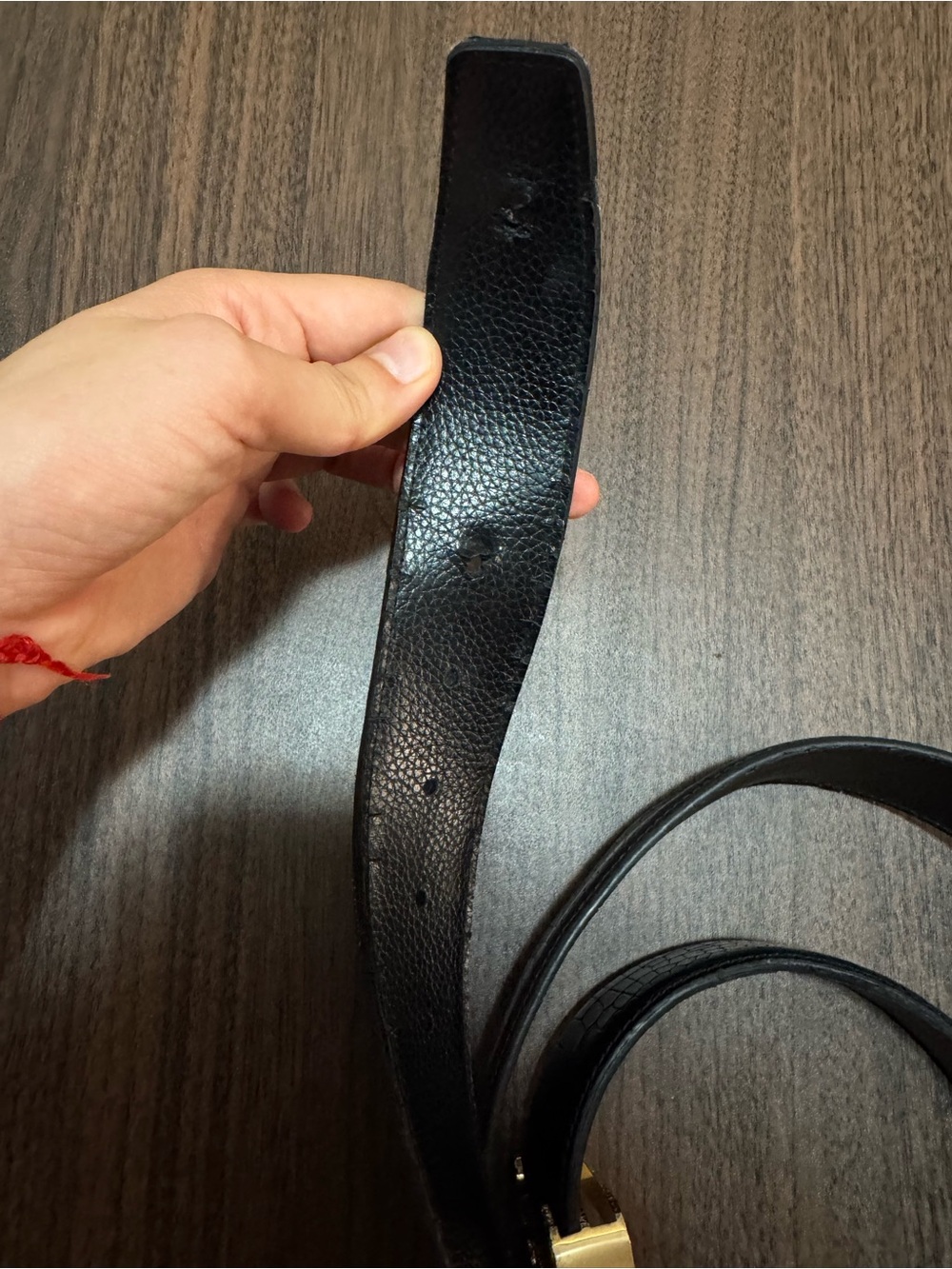 Men's Black Solid Belt LV Logo Buckle - Picture 6 of 9